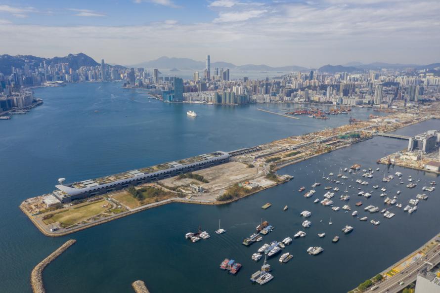 Het terrein van de oude Kai Tak Airport met het cruiseterminal.