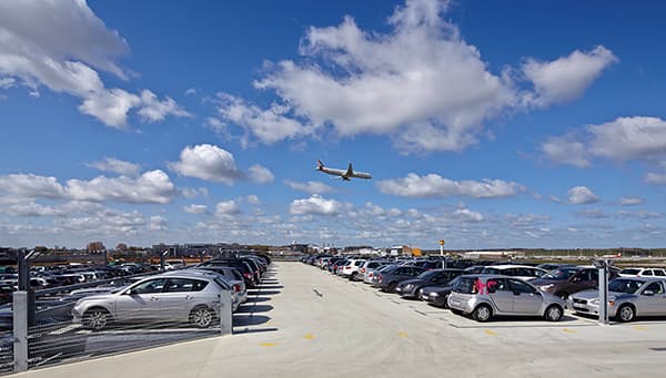 QR-code inchecken bij Easy Airport Parking