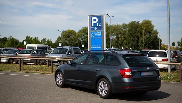 Eenvoudig inchecken bij de parkeerplaats